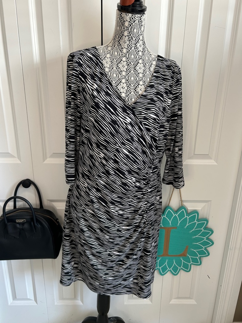 Tahari Arthur S. Levine Zebra Print Ruched Sheath Dress - Size 14